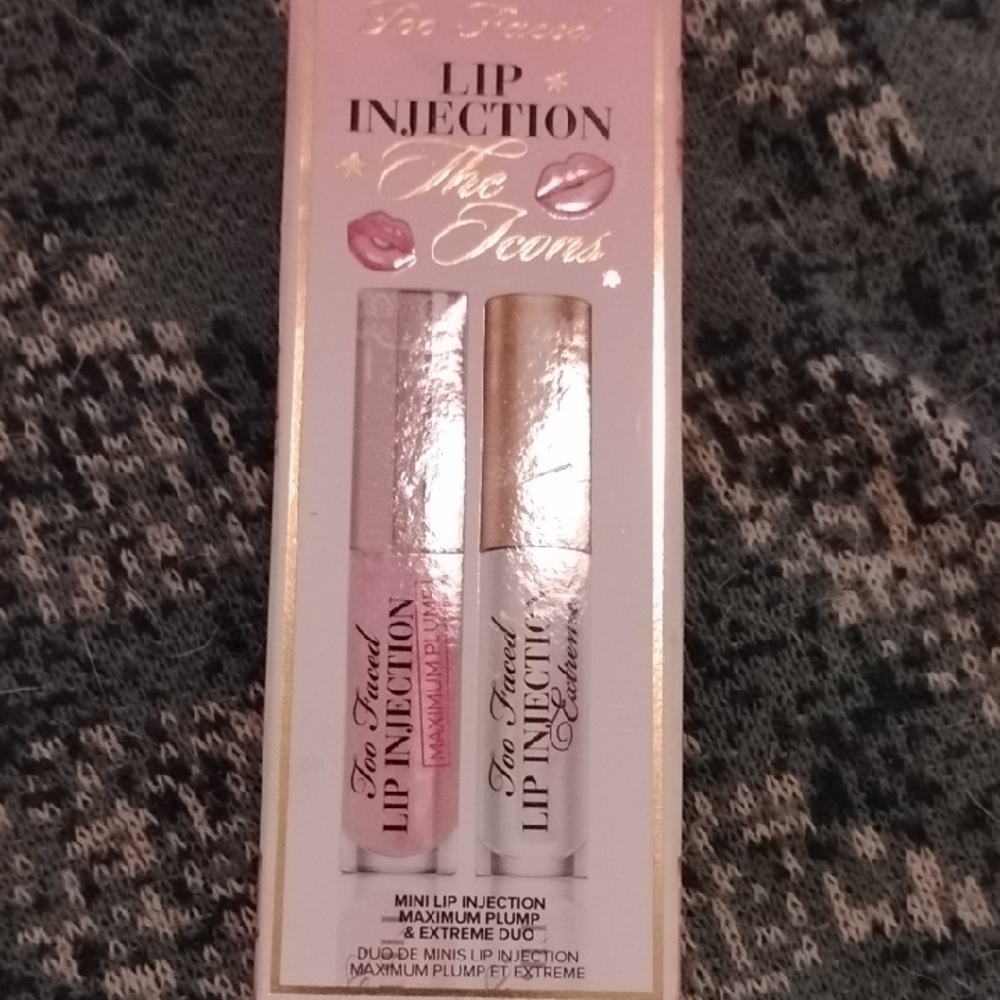 Too Faced Pink and Gold Lip Balm Gloss Set